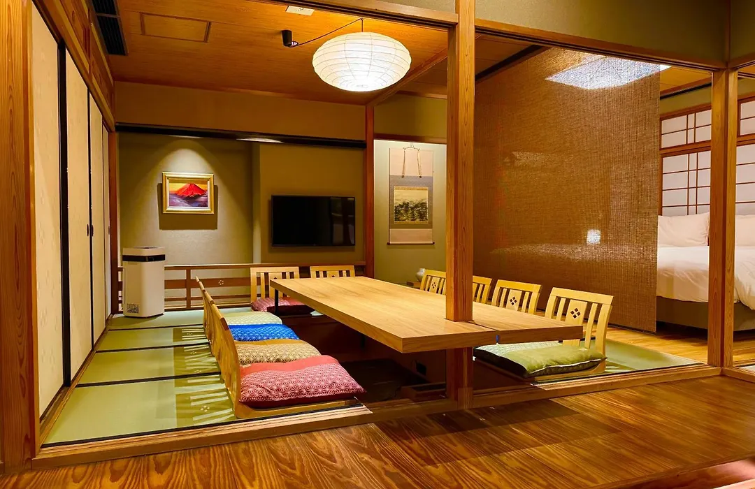 Comforts81 Dotonbori-1